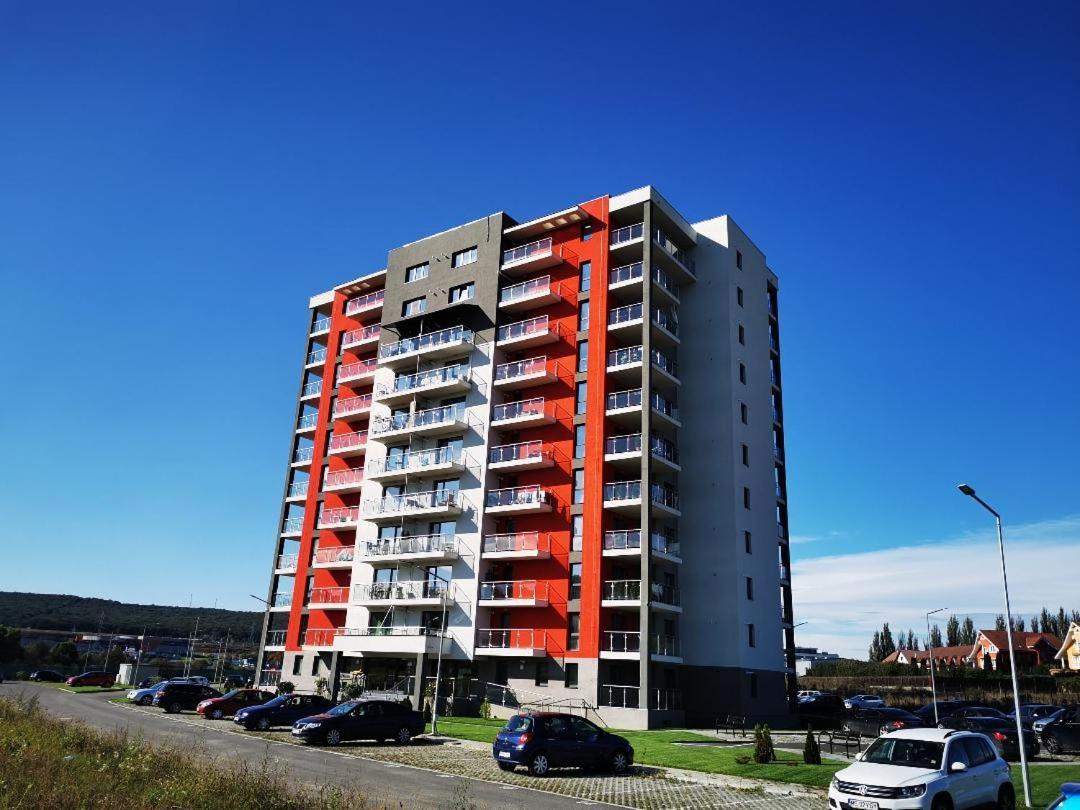 Апартаменты Studio Green Тыргу-Муреш Экстерьер фото